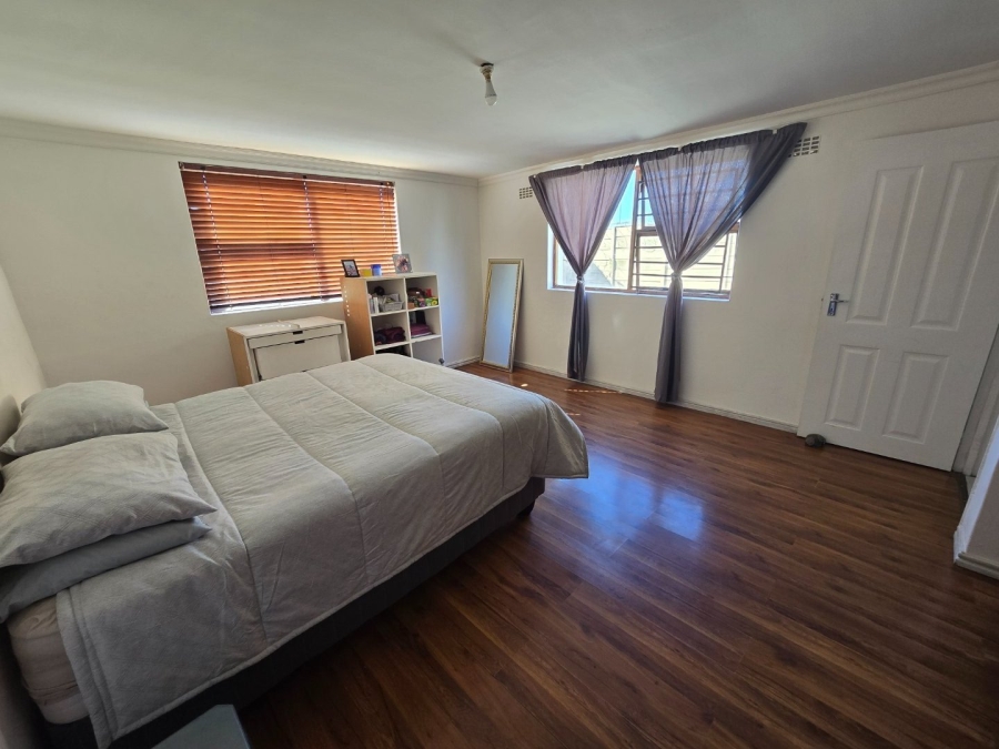 3 Bedroom Property for Sale in Westridge Western Cape